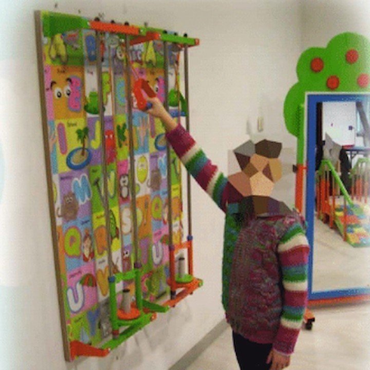 POLEA INFANTIL A PARED