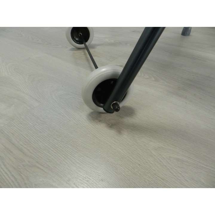 Andador de aluminio de 2 ruedas plegable