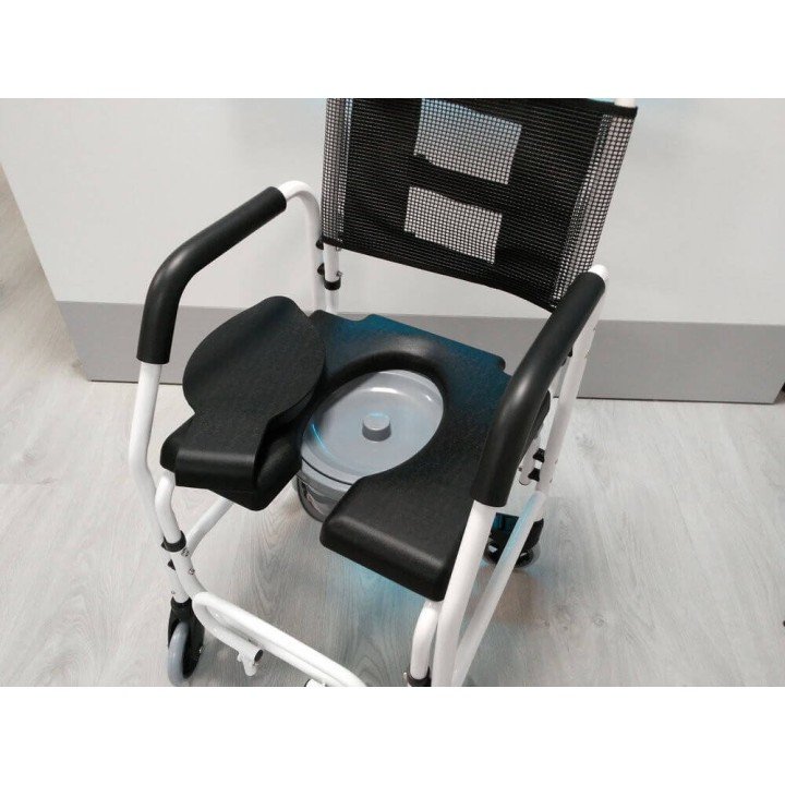 Silla de ruedas con inodoro de aluminio