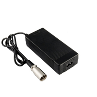 Cargador de baterías para Scooter eléctrico VEO de 2A - 24V - Ortoespaña