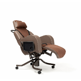 Sillón basculante con ruedas y mesita 'EDEN'