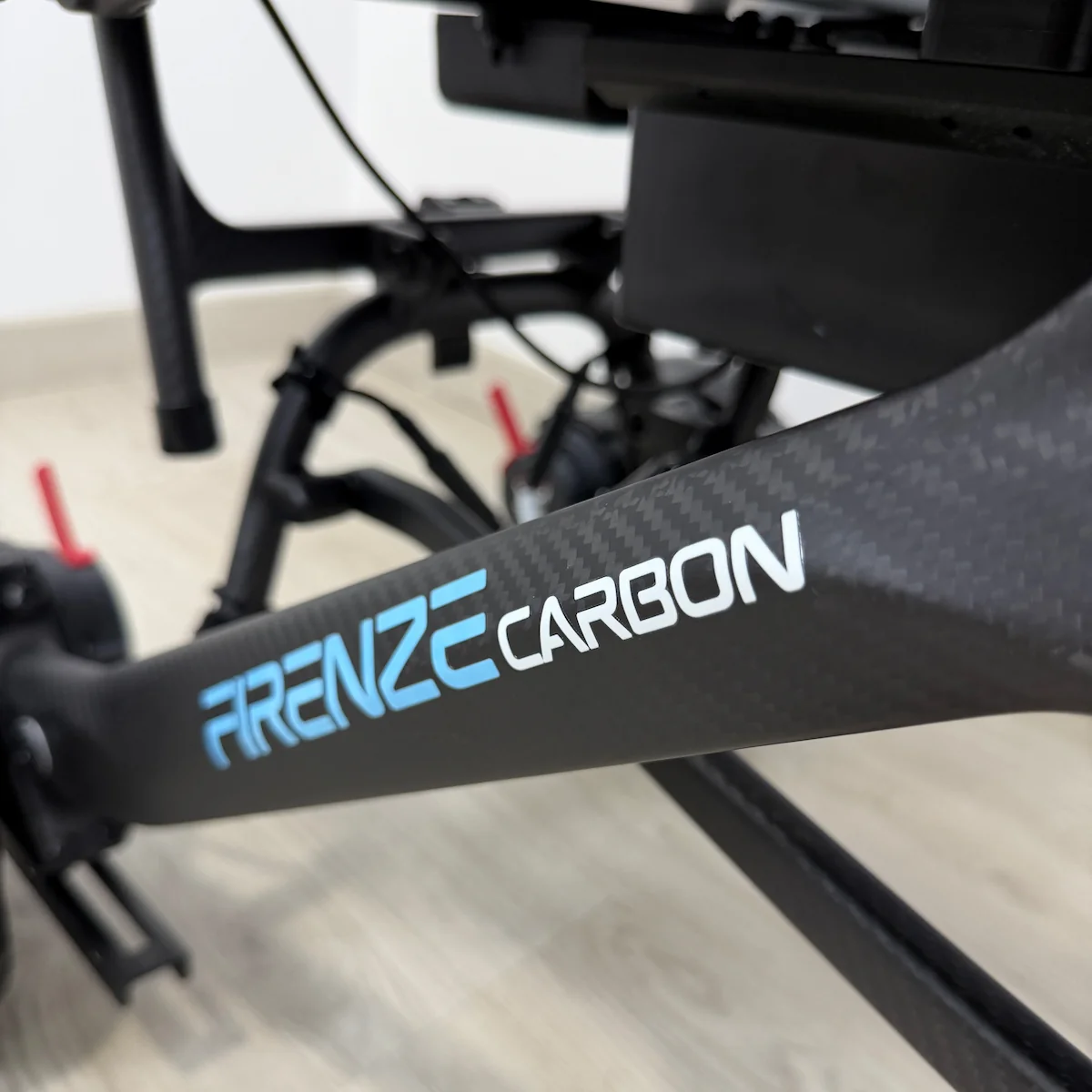 Silla eléctrica fibra de carbono Firenze carbon